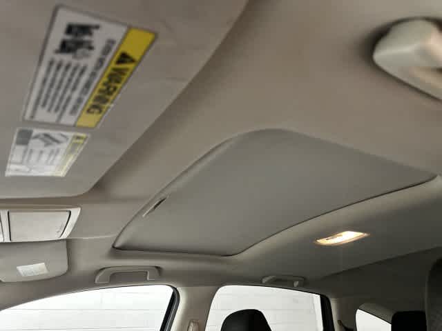 2016 Honda CR-V photo 27 of 32