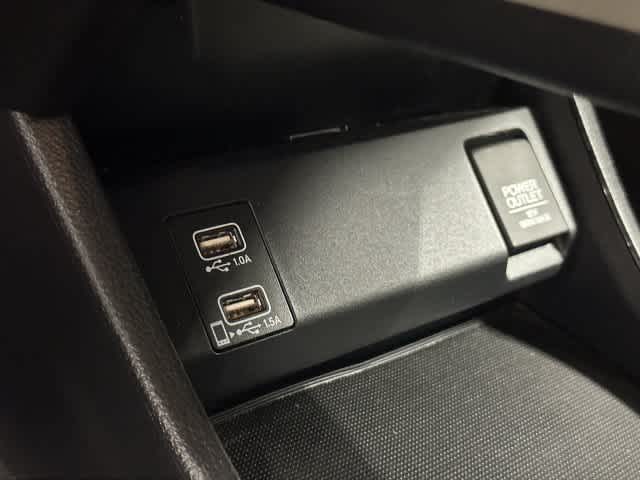 2021 Honda HR-V photo 25 of 32