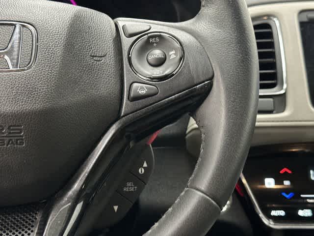 2021 Honda HR-V photo 18 of 32
