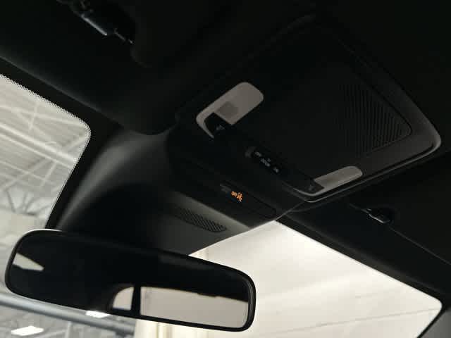 2024 Honda HR-V photo 21 of 32