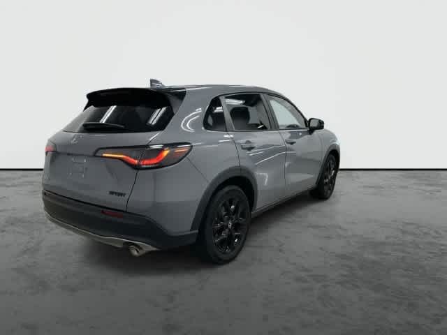 2024 Honda HR-V photo 3 of 32