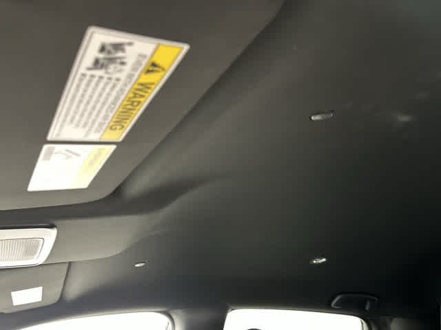 2024 Honda HR-V photo 27 of 32