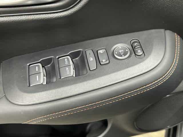 2024 Honda HR-V photo 20 of 32