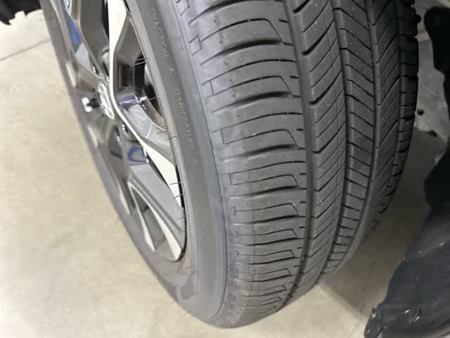 2027 Honda HR-V photo 29 of 32