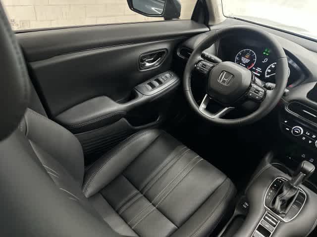 2027 Honda HR-V photo 12 of 32