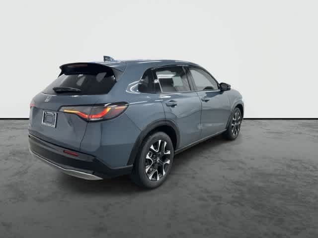 2027 Honda HR-V photo 3 of 32