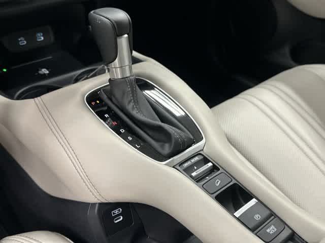 2027 Honda HR-V photo 24 of 32