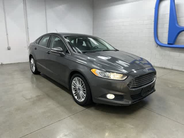 2015 Ford Fusion photo 6 of 33