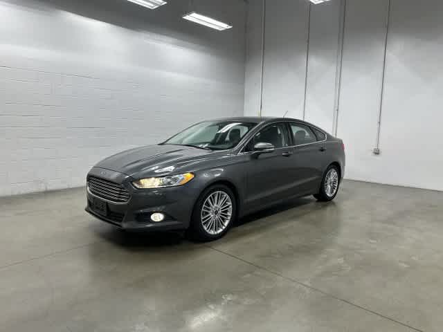 2015 Ford Fusion photo 8 of 33