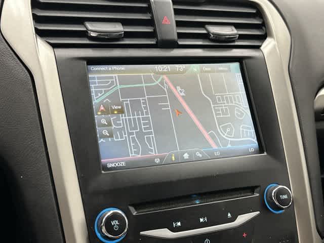 2015 Ford Fusion photo 24 of 33