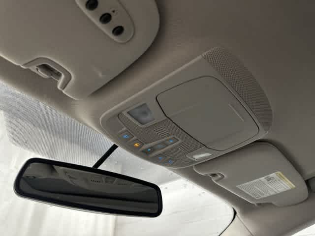 2015 Ford Fusion photo 21 of 33