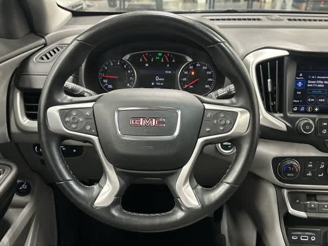 2024 GMC Terrain photo 15 of 32