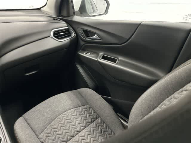 2024 Chevrolet Equinox LT Summit White at Davis Chevrolet