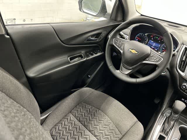 2024 Chevrolet Equinox LT Summit White at Davis Chevrolet