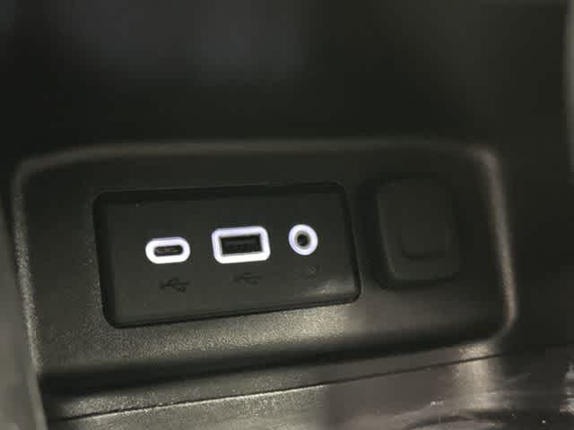 2024 Chevrolet Equinox LT Summit White at Davis Chevrolet