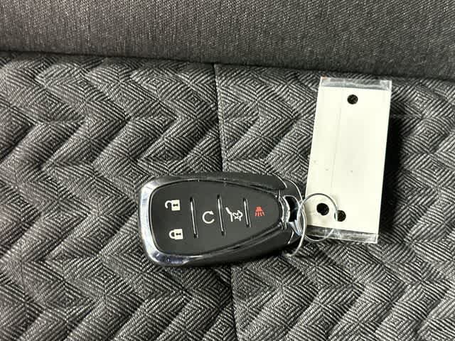2024 Chevrolet Equinox LT Summit White at Davis Chevrolet