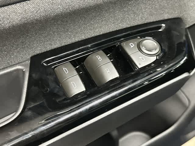 2026 Honda Prologue photo 20 of 33