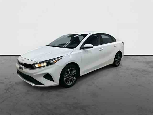 2024 Kia Forte LXS Snow White Pearl at HGreg Houston
