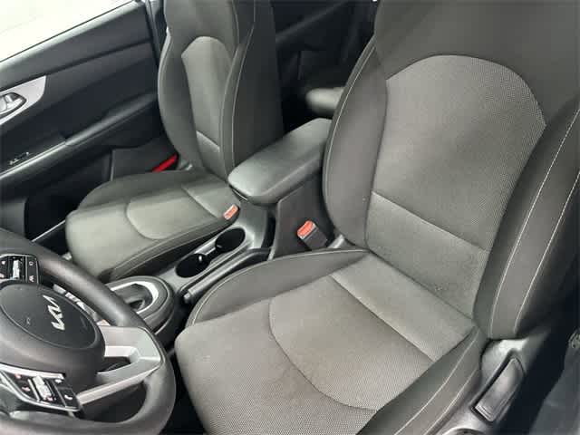 2024 Kia Forte LXS Snow White Pearl at HGreg Houston