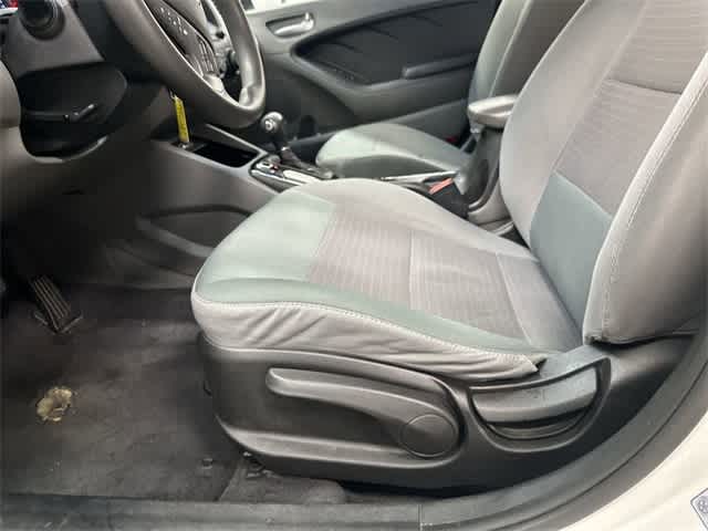 2018 Kia Forte LX Snow White Pearl at HGreg Houston