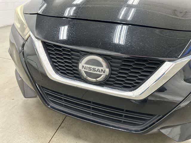 2021 Nissan Versa SV Super Black at HGreg Houston