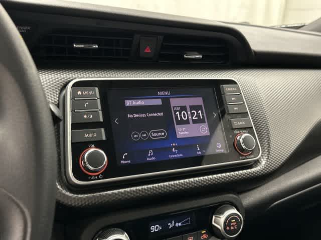 2019 Nissan Kicks photo 22 of 32