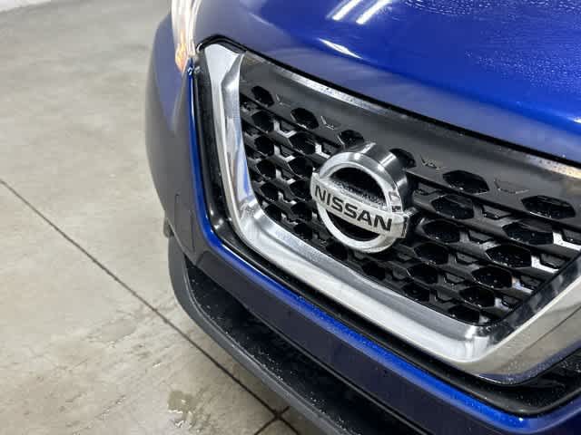 2019 Nissan Kicks photo 30 of 32