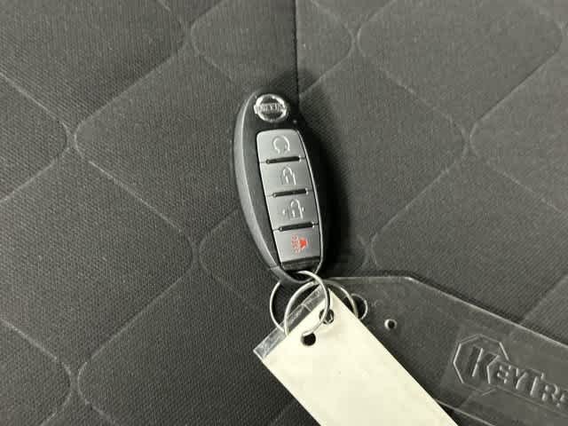 2019 Nissan Kicks photo 32 of 32