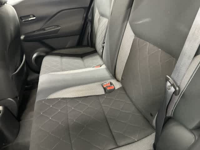 2019 Nissan Kicks photo 11 of 32