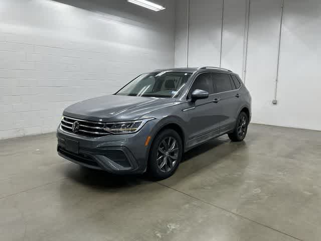 2022 Volkswagen Tiguan SE Platinum Gray Metallic at Westside Kia