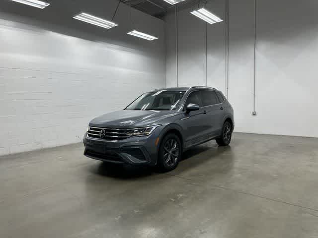 2022 Volkswagen Tiguan SE Platinum Gray Metallic at Westside Kia