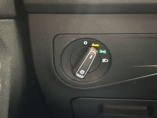 2022 Volkswagen Tiguan SE Platinum Gray Metallic at Westside Kia