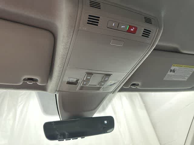 2022 Volkswagen Tiguan SE Platinum Gray Metallic at Westside Kia