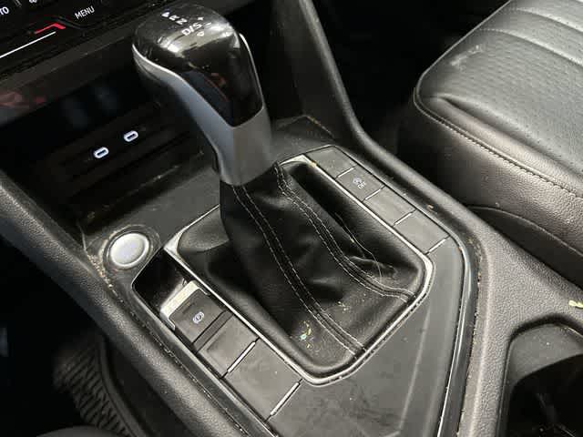 2022 Volkswagen Tiguan SE Platinum Gray Metallic at Westside Kia