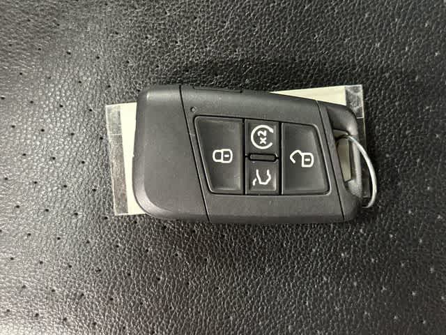 2022 Volkswagen Tiguan SE Platinum Gray Metallic at Westside Kia