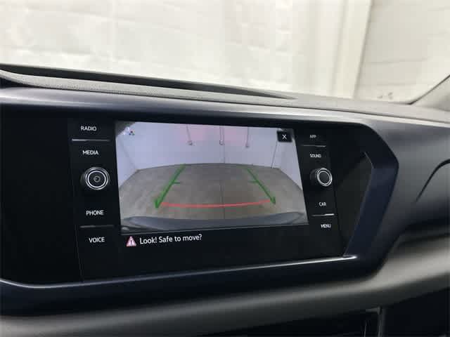 2023 Volkswagen Taos SE Platinum Gray Metallic at Honda of Clear Lake