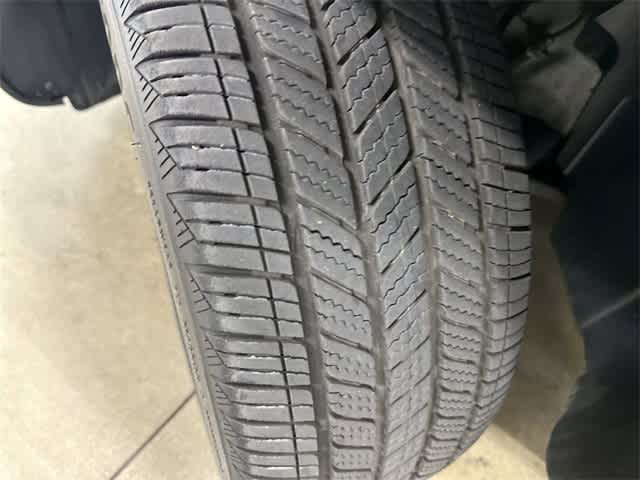 2023 Volkswagen Taos SE Platinum Gray Metallic at Honda of Clear Lake