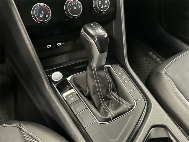 2023 Volkswagen Taos SE Platinum Gray Metallic at Honda of Clear Lake