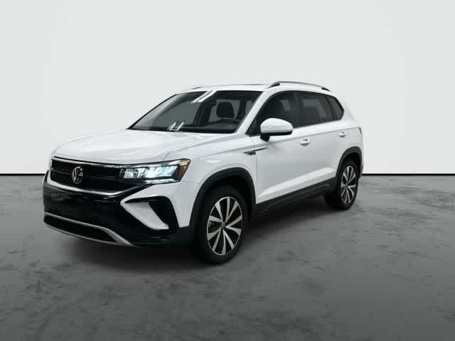 2023 Volkswagen Taos SE Pure White at HGreg Houston