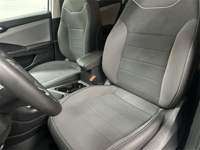 2024 Volkswagen Taos SE White at Honda of Clear Lake