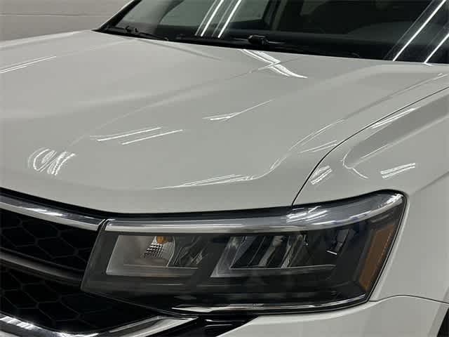 2024 Volkswagen Taos SE White at Honda of Clear Lake