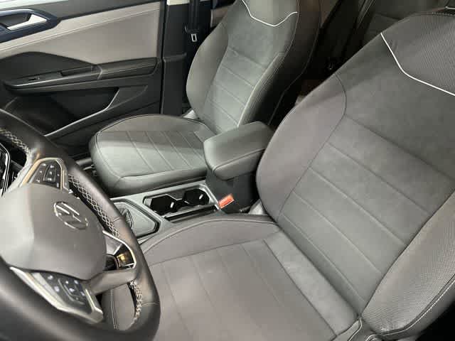 2024 Volkswagen Taos SE  at Mercedes-Benz of Houston North
