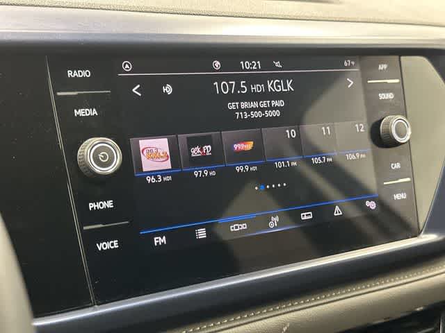 2024 Volkswagen Taos SE Platinum Gray Metallic at Texan GMC Buick