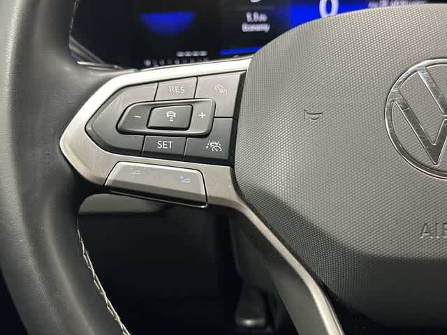 2024 Volkswagen Taos SE Platinum Gray Metallic at Texan GMC Buick