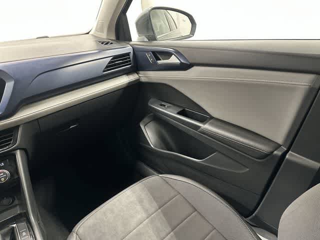 2024 Volkswagen Taos SE Platinum Gray Metallic at Texan GMC Buick