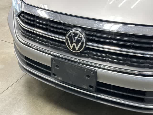 2024 Volkswagen Jetta SE Pyrite Silver Metallic at Lone Star Chevrolet