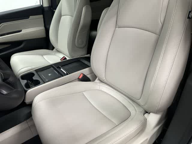 2026 Honda Odyssey EX-L Platinum White Pearl at Honda of Clear Lake