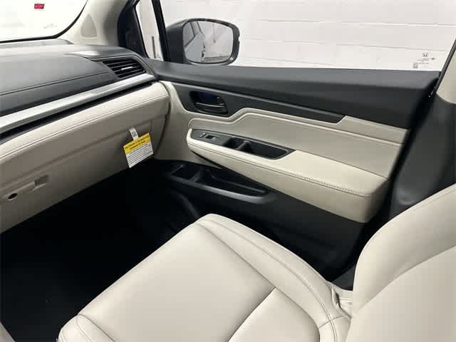 2026 Honda Odyssey EX-L Solar Silver Metallic at Honda of Clear Lake