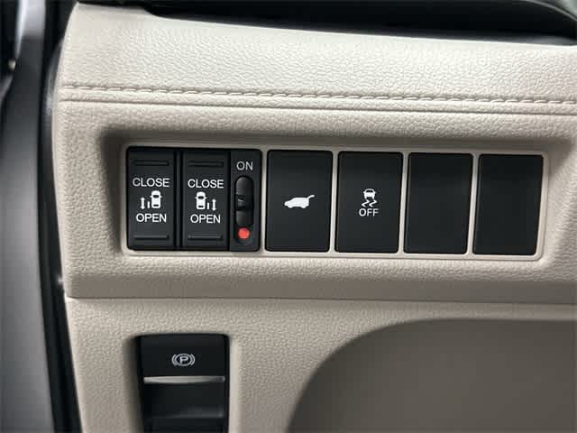 2026 Honda Odyssey EX-L Solar Silver Metallic at Honda of Clear Lake