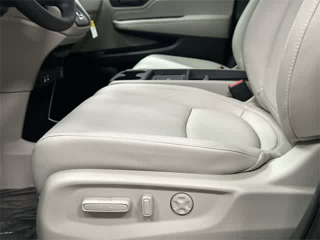 2026 Honda Odyssey EX-L Solar Silver Metallic at Honda of Clear Lake